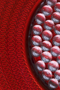 redwhitebead4446