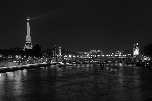 seinetower_bw_0235